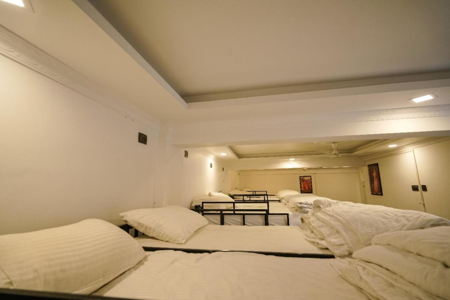 Lumino Winter Castle Otel Pooppara Dış mekan fotoğraf